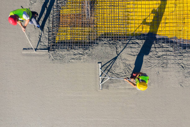 Best Concrete Repair Services  in Iola, WI